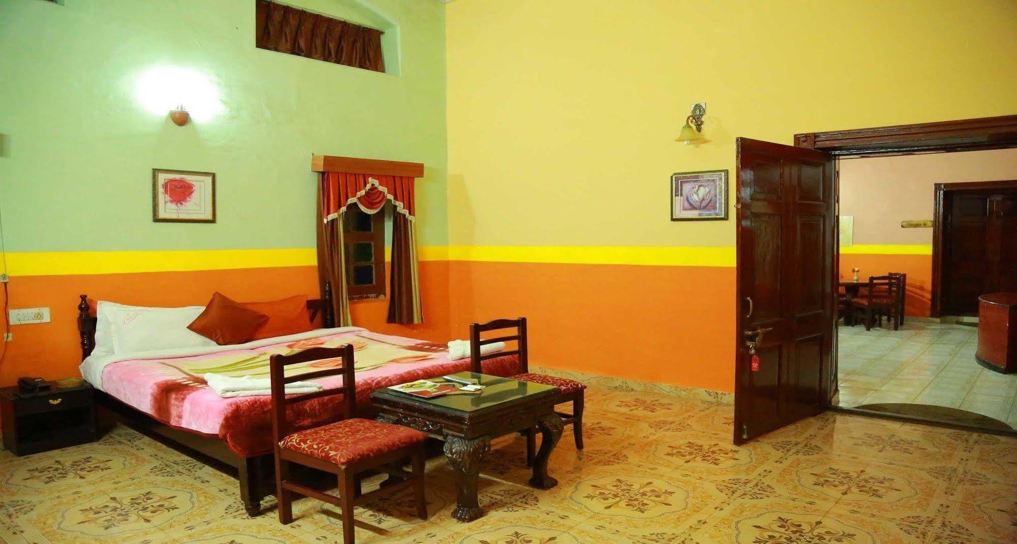 British Cliff Club Resort Udagamandalam Exterior foto