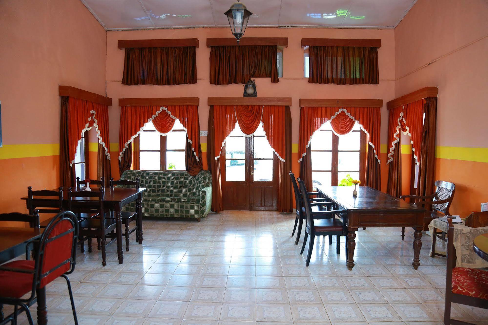 British Cliff Club Resort Udagamandalam Exterior foto